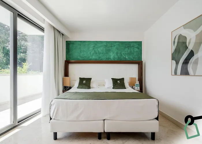 Hotiday Centro Storico 4*