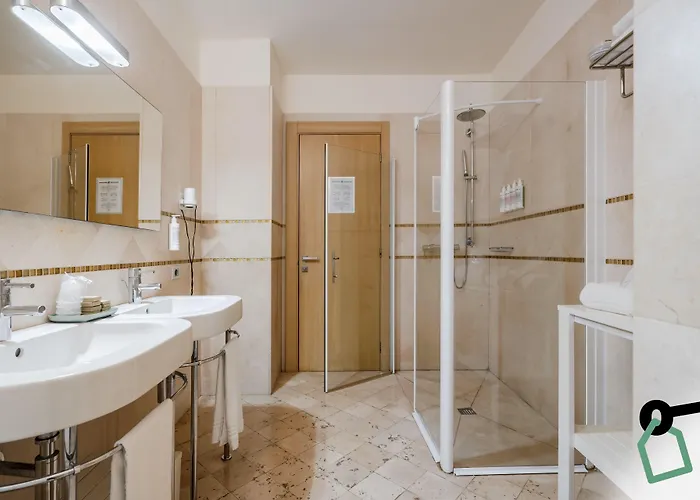 Hotiday Centro Storico Hotel 4*