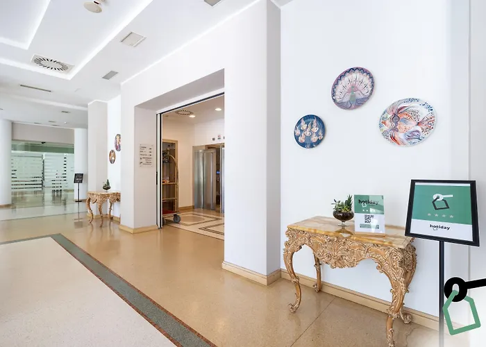 Hotiday Centro Storico Hotel