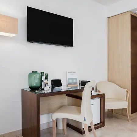 Hotiday Centro Storico 4*