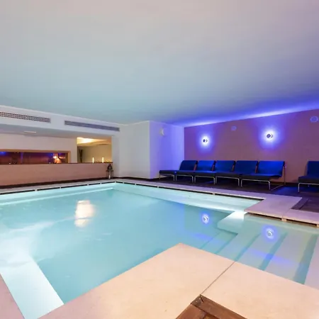 Hotiday Centro Storico 4*