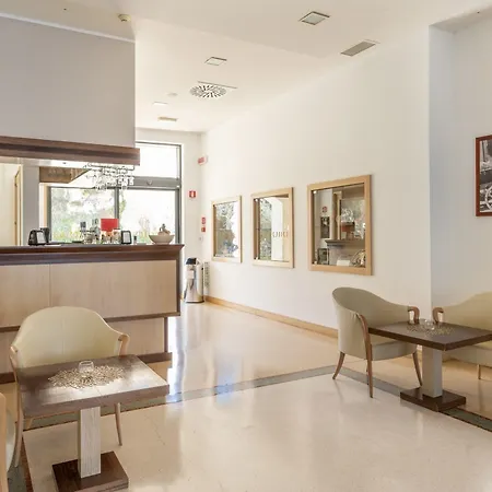 Hotiday Centro Storico 4*