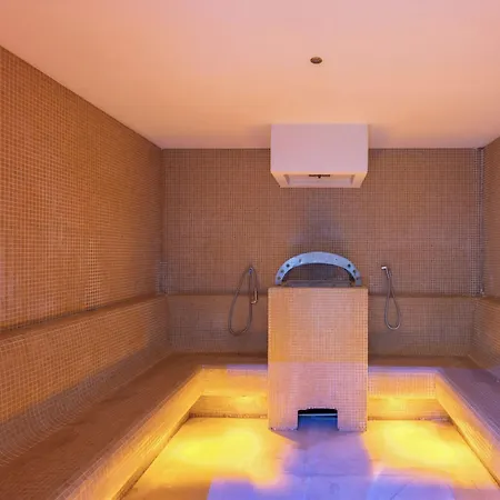 Hotiday Centro Storico 4* Отранто