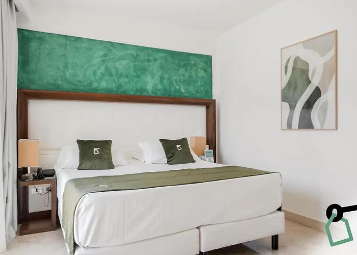 Hotiday Centro Storico Hotel