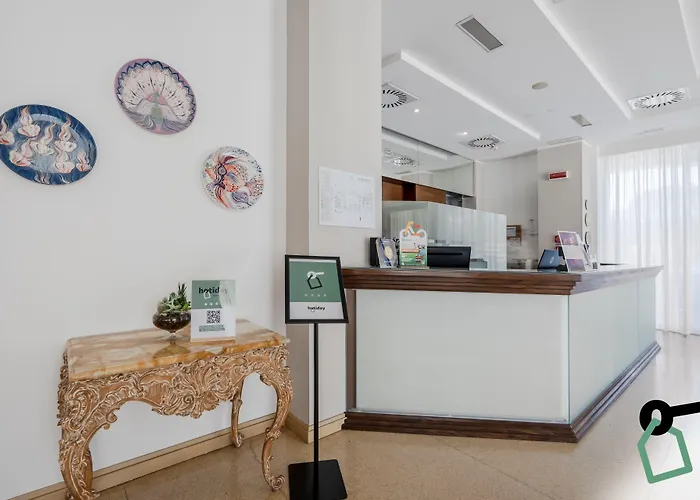 Hotiday Centro Storico Hotel