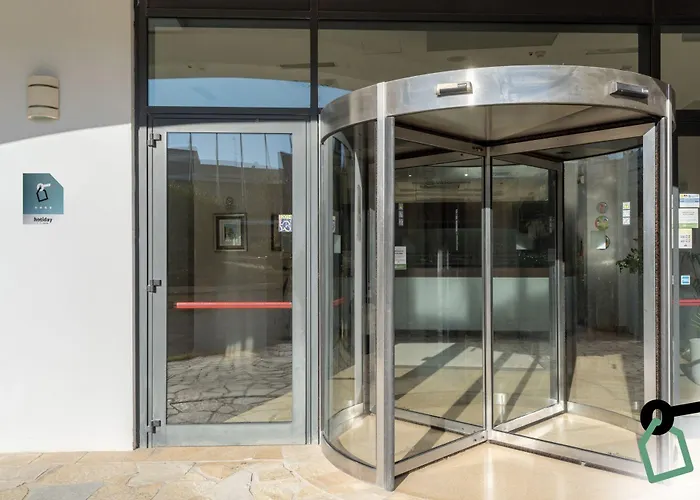 מלון Hotiday Centro Storico 4*